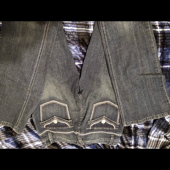 Cache jeans size 2 - Picture 3 of 4